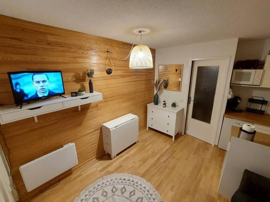 Joli Studio 4 Couchages Aux Pieds Des Pistes Puy-Saint-Vincent Εξωτερικό φωτογραφία